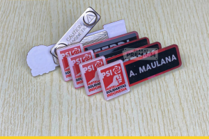 Name Tag Artinya