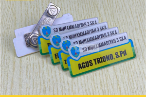 Name Tag Dada Terdekat